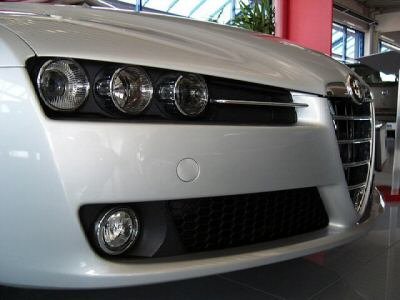 close alfa romeo 159 headlight.jpg